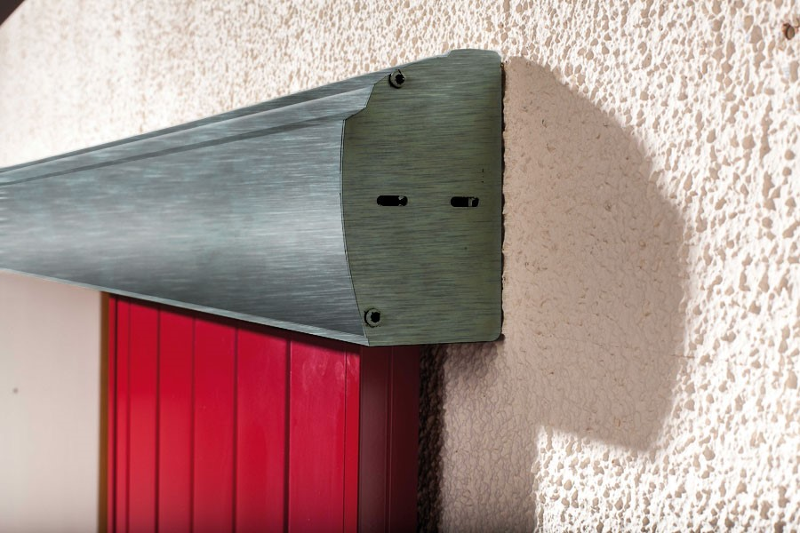 Capot Brut en aluminium longueur 3m  | Volets-sur-Mesure.com